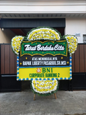 Papan Bunga Duka di Hilimbaruzo